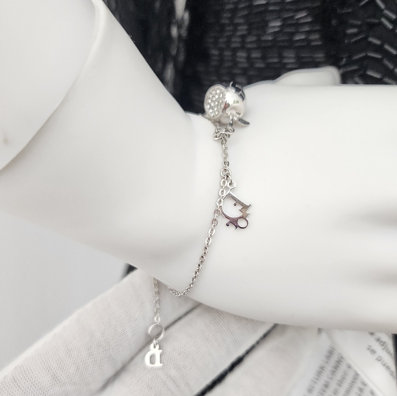 ‼️SOLD‼️ Auth Dior Apple 🍎 Silver Bracelet - Picture 5 of 7
